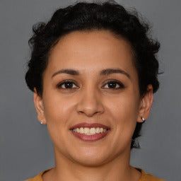<em>Diana M Salazar</em>